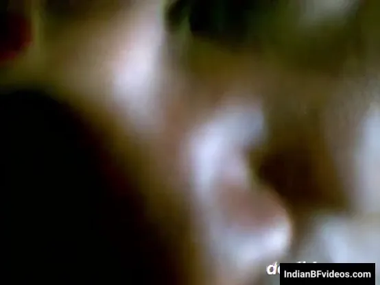 मोबाइल शौकीन देहाती बीवी ने बनाया अपना सेक्स एमएमएस देसी चुदाई वीडियो — screenshot 6