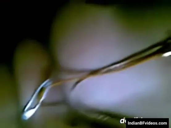 मोबाइल शौकीन देहाती बीवी ने बनाया अपना सेक्स एमएमएस देसी चुदाई वीडियो — screenshot 8