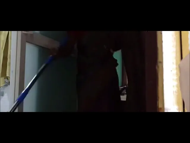 कामवालियों के सामने लंड हिलाता ठरकी घरमालिक देसी MMS वीडियो — screenshot 5