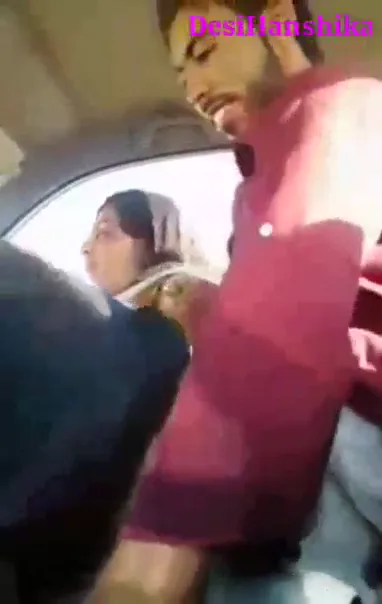 पाकिस्तानी आंटी को कॉलेज लड़के ने कार में लंड चुसाकर देसी सेक्स किया वीडियो — screenshot 8