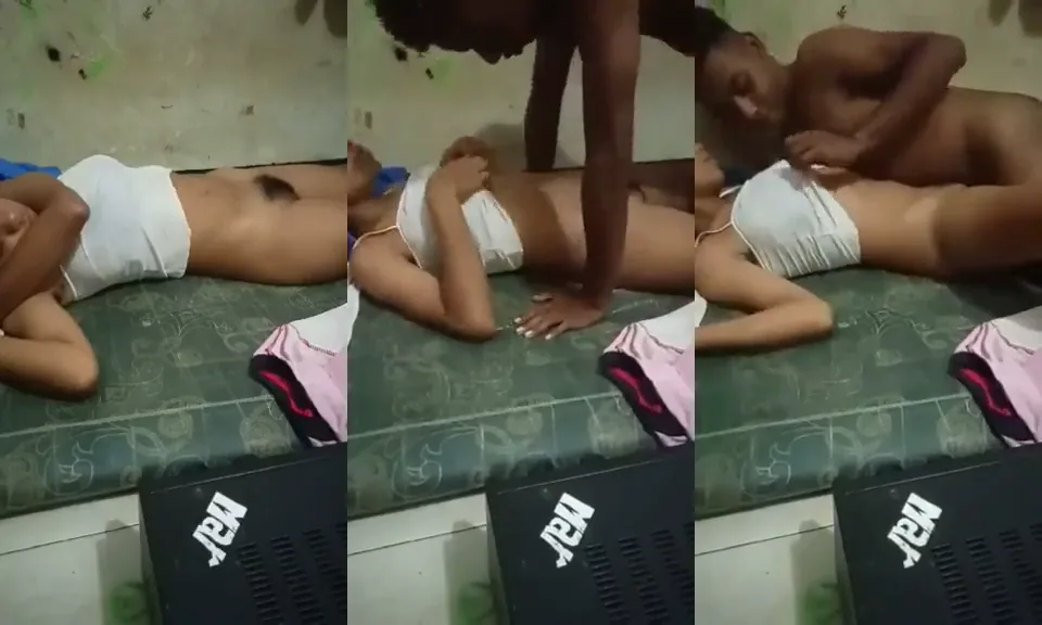 मौसेरी बहन का पाजामा उतारकर भाई ने बालों वाली बुर खोलकर चोदा देहाती चुदाई
