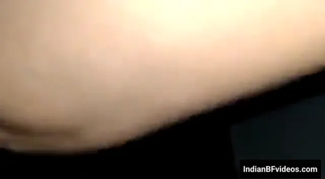 लिपस्टिक लगाए सुंदर होठों वाली बीवी ने पति के लंड को चूसा हिंदी बीएफ सेक्स वीडियो
