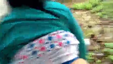 ट्रैकिंग पर इंडियन कपल की खुले में जबरदस्त चुदाई वीडियो — screenshot 7