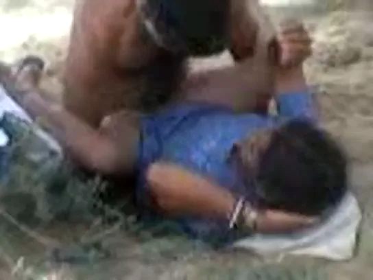 ठरकी देहाती बुड्ढे आदमी ने गांव की रंडी को खूब चोदा हिंदी बीएफ देसी सेक्स वीडियो — screenshot 10