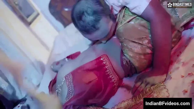 पति ने अपनी बंगाली दुल्हन के साथ पहली सुहागरात में जोरदार चुदाई की बंगाली ब्लू फिल्म — screenshot 5