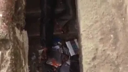 पति पत्नी खुले मैदान में सेक्स करते पकड़े गए देसी MMS वीडियो — screenshot 4