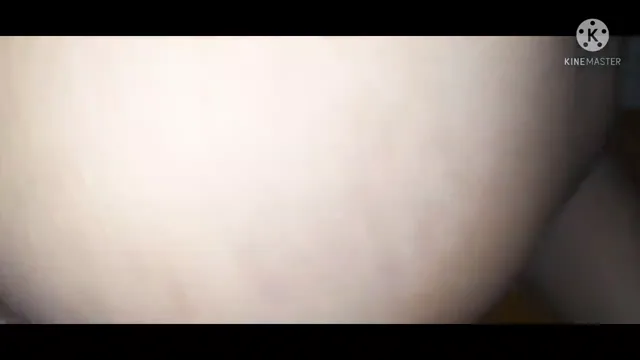 ब्लाउज पहनी बड़ी गांड वाली बीवी की खटिया पर देहाती चुदाई बीएफ वीडियो — screenshot 9