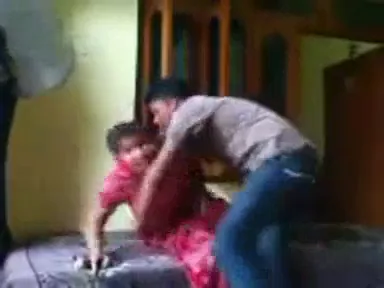 पंजाबी माल को डोगी स्टाइल में बना के जोरदार चोदा देसी चुदाई वीडियो — screenshot 3