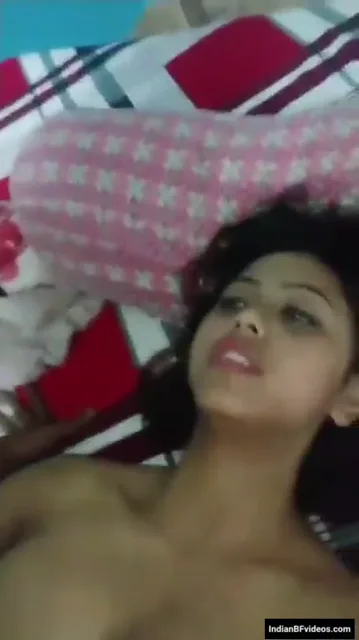 भाभी अपने लवर से जोर जोर से चिल्लाते हुए चूत चुदाई करती हुई देसी बीएफ — screenshot 1