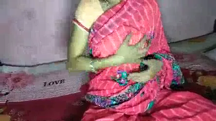 चुदासी पड़ोसन की चूत का रस चोदकर निकाला देसी बीएफ वीडियो — screenshot 1