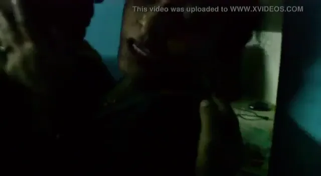भरमार बदन वाली मैडम की पीठ देखकर ऑफिस बॉय ने किया हॉट रोमांस देसी BF वीडियो — screenshot 5