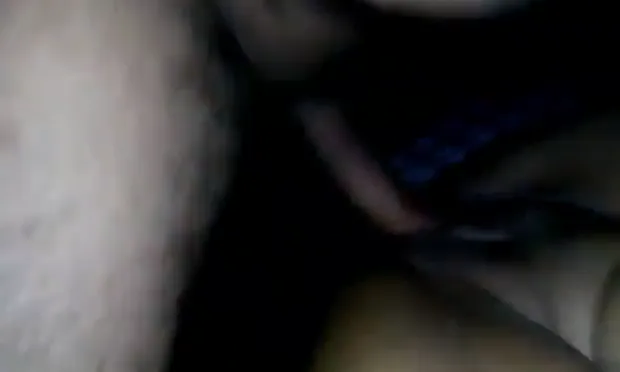 काली चिकनी चूत वाली देसी लड़की की पेल पेल चुदाई गांव वाली ब्लू फिल्म — screenshot 5