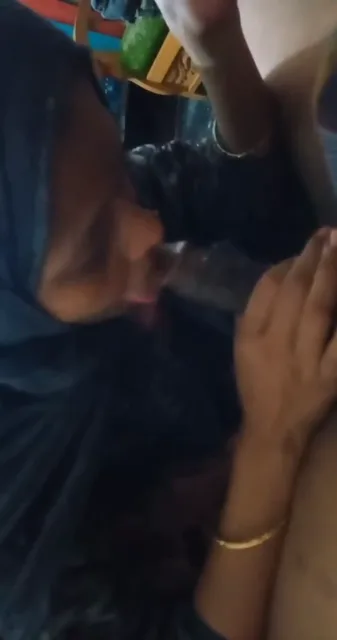 पति के फ्रैक्चर होने पर काला लंड चूसती हॉट मुस्लिम भाभी हिंदी बीएफ — screenshot 1