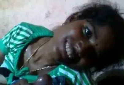 नुकीले दांतों वाली मल्लू लड़की ने प्रेमी का लंड चूसकर देसी चुदाई करवाई मल्लू बीएफ