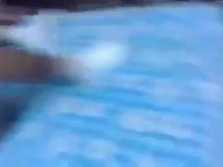 दिल्ली वाली लौंडी तीन दोस्तों से एक साथ चूत और गांड चुदाई हिंदी ऑडियो MMS — screenshot 8