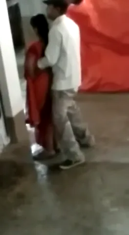 कॉलेज कंप्यूटर लैब में टीचर आपस में चुदाई करते हुए देसी सेक्स MMS ब्लू फिल्म — screenshot 1