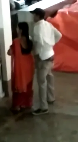 कॉलेज कंप्यूटर लैब में टीचर आपस में चुदाई करते हुए देसी सेक्स MMS ब्लू फिल्म — screenshot 2