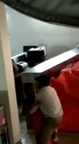 कॉलेज कंप्यूटर लैब में टीचर आपस में चुदाई करते हुए देसी सेक्स MMS ब्लू फिल्म — screenshot 10