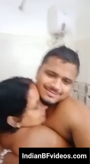 मल्लू आंटी ने जवान लड़के के साथ किया जोशीला रोमांस और देसी चुदाई मल्लू बीएफ वीडियो — screenshot 1