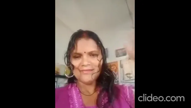 चार इंडियन आंटियों की बड़ी चुची और गीली चूत दिखाती सेक्सी कंपाइलेशन ब्लू फिल्म हिंदी बीएफ वीडियो — screenshot 2