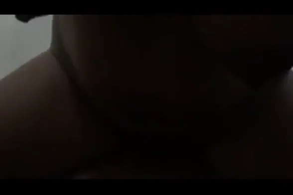 नगमा आंटी ने काले लंड को मुंह में लेकर चूसा देसी बीएफ सेक्स वीडियो — screenshot 9