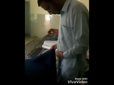 पाकिस्तानी पठान ने पड़ोसी की बेगम की चूत जोरदार चोदकर चुदाई की MMS वीडियो — screenshot 10