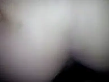 बुर का दाना मसलकर लौड़े खाती सेक्सी लड़की की चूत चुदाई वीडियो — screenshot 10