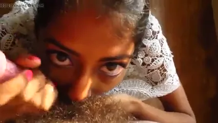 सेक्सी इंडियन लड़की ने अमेरिकन लंड चूसा देसी ब्लू फिल्म वीडियो — screenshot 5
