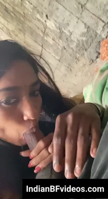 मल्लू कॉलेज गर्ल ने लंड चूसकर झांटों वाली बुर में उंगली डाली देसी सेक्स — screenshot 6
