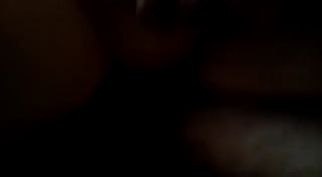 बड़ी गांड गर्लफ्रेंड लंड पर पटककर चुदती देसी सेक्स फिल्म — screenshot 1