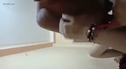 सेक्सी मुस्लिम लड़की नोएडा होटल में बीपीओ कॉलगर्ल से चुदवाती देसी एमएमएस वीडियो — screenshot 3