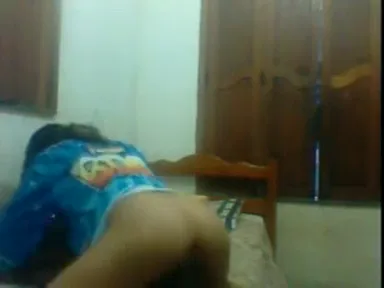 देसी इंडियन गर्ल को कजिन भाई ने चूत में लंड डालकर चोदा हिंदी बीएफ — screenshot 7