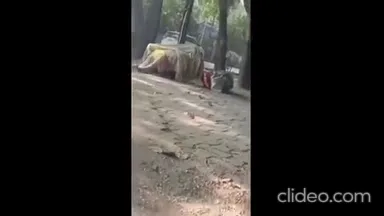 खुले में चोदा चोदी करते पांच देसी जोड़ों की सेक्स वीडियो — screenshot 2
