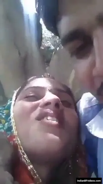 देवर ने अपनी प्यारी भाभी के होंठ चूसते हुए जोरदार चुदाई की देसी मसाला वीडियो — screenshot 1
