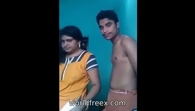 भाई की नई दुल्हन भाभी के साथ देसी सेक्स चुदाई हिंदी बीएफ ब्लू फिल्म गांव की चोदाई — screenshot 4