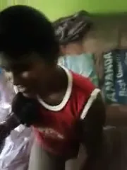 तेलुगु दीदी ने भाई के लंड को हाथों से हिलाकर जोर जोर से चूसा फिर देसी चुदाई का मजा लिया हिंदी बीएफ — screenshot 5