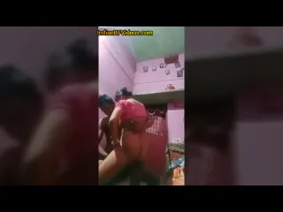 सास को जमाई ने ब्लेकमेल करके चोदा देसी भाभी चुदाई वीडियो — screenshot 3