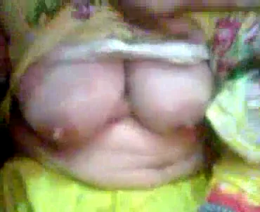 आंटी ने किचन में कस्टमर के साथ चूत चुदाई की मस्त देसी सेक्स बीएफ वीडियो — screenshot 10