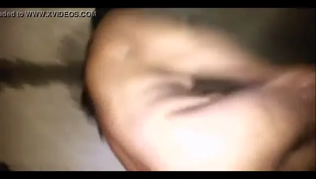 नंगी नहाती बीवी को पति ने छुपकर फिल्माया देसी नहाने वाली MMS वीडियो — screenshot 5