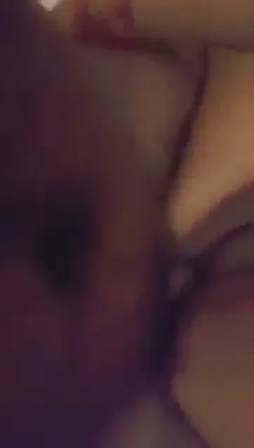 पैसे के बदले बांग्लादेशी मॉडल की चूत और गांड चोदी देसी एमएमएस — screenshot 6
