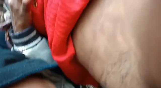 सौरभ सर ने जंगल में बिहारी माल की बुर चुदाई की देहाती हिंदी बीएफ वीडियो — screenshot 1