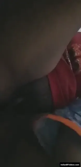 चूत में चाकू डालकर रिस्की हस्तमैथुन करती देसी लड़की MMS वीडियो — screenshot 1