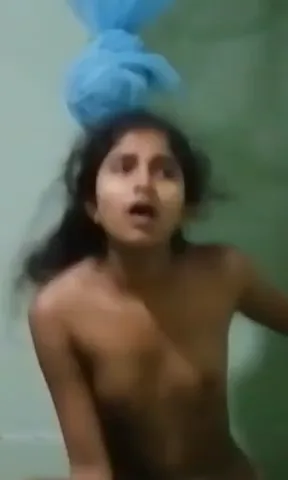 मेरी कजिन सिस्टर के चूत चुदाई के उत्तेजक एक्सप्रेशन देसी गांव की क्लिप्स — screenshot 8