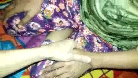 चुदासी साली को जीजा ने होटल में पकड़कर जोरदार चोदने वाली देसी चूत चुदाई वीडियो