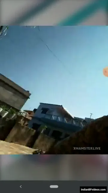 गाउन वाली बीवी ने एक्स बॉयफ्रेंड के लिए नंगा MMS बनाया — screenshot 2
