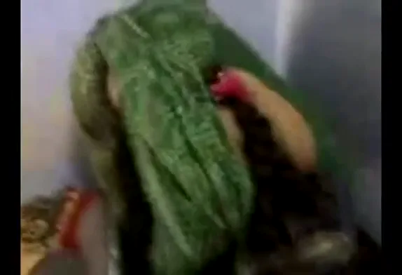 पडोसी ने बीवी चोदी, पति ने फिल्माई! वीडियो — screenshot 10