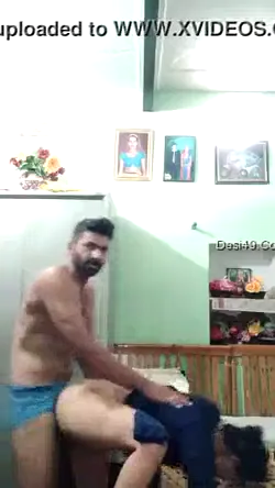 डॉगीस्टाइल में पति ने भाभी की बुर चोदी पाकिस्तानी बीएफ वीडियो — screenshot 3