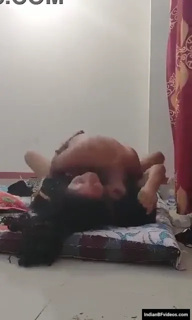 मिशनरी स्टाइल में लड़कियों को चोदो मजा आता है देसी चुदाई वीडियो — screenshot 1