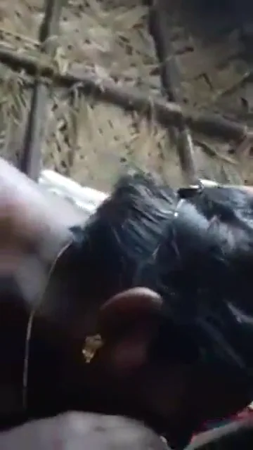 साउथ आंटी ने झोपड़े में लंड चूसा और चूत चुदवाई मल्लू बीएफ वीडियो — screenshot 4