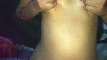 इंडियन वाइफ की चूत चुदाई का पूरा xxx देसी बीएफ वीडियो भाभी की गरम चूत — screenshot 9